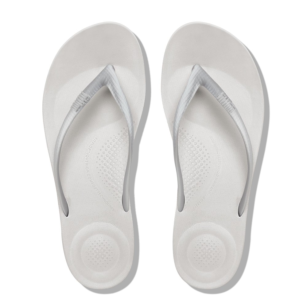 Fitflop Womens Flip-flops Silver - Iqushion Ergonomic - FE1309286